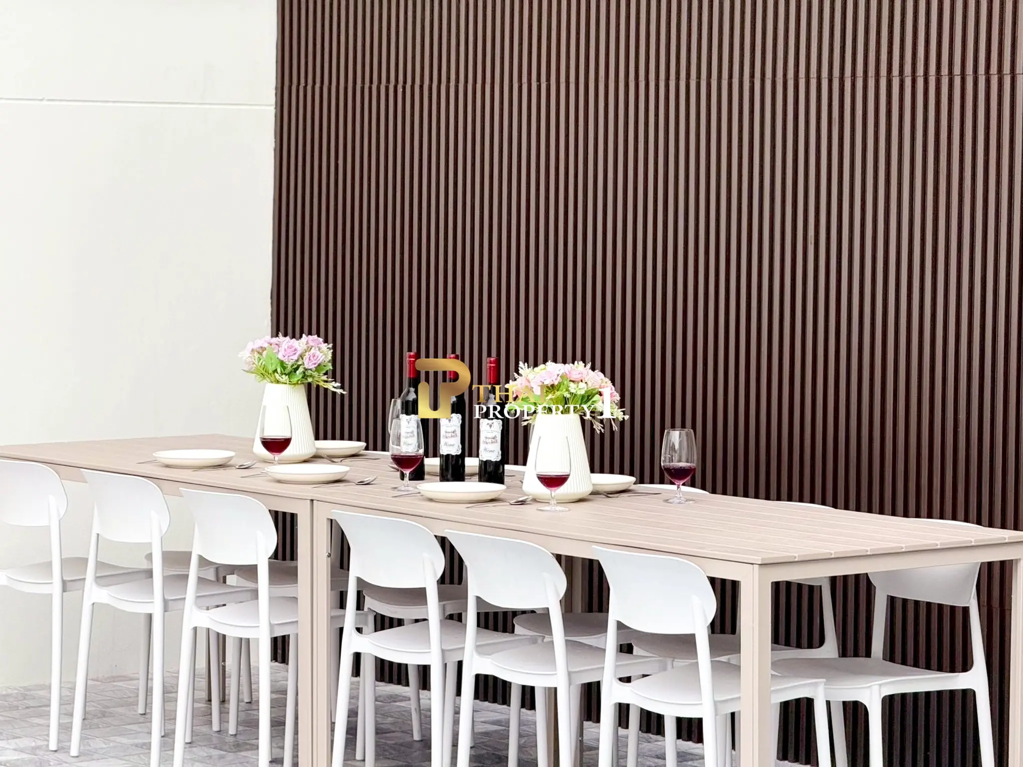 Modern Luxury Pool Villa in South Pattaya Near Jomtien Beach – Sunflower Pool Villa