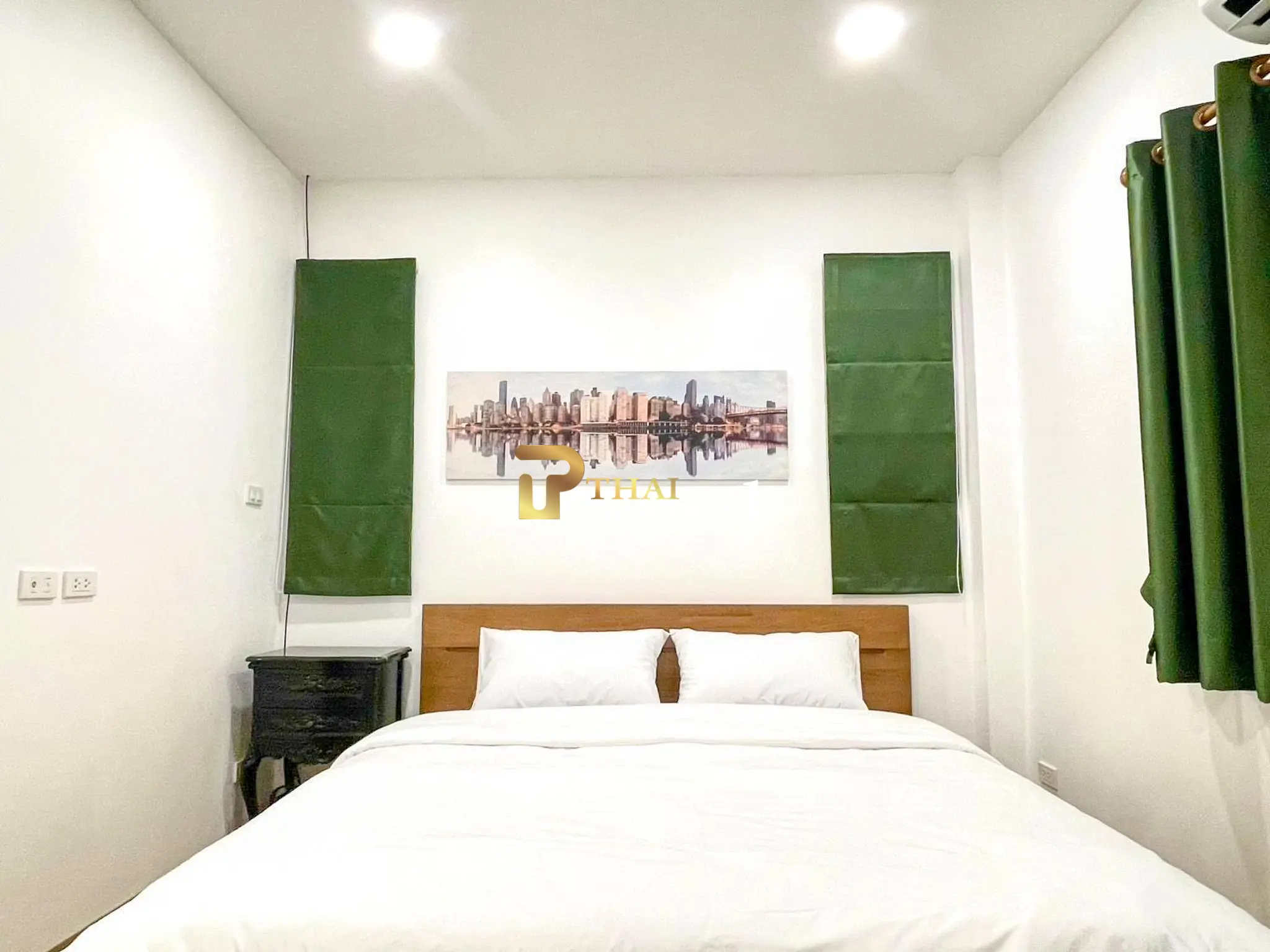 Pool Villa in Huay Yai  – 3 Houses on a Large 600 sq.wah, Main Road Frontage