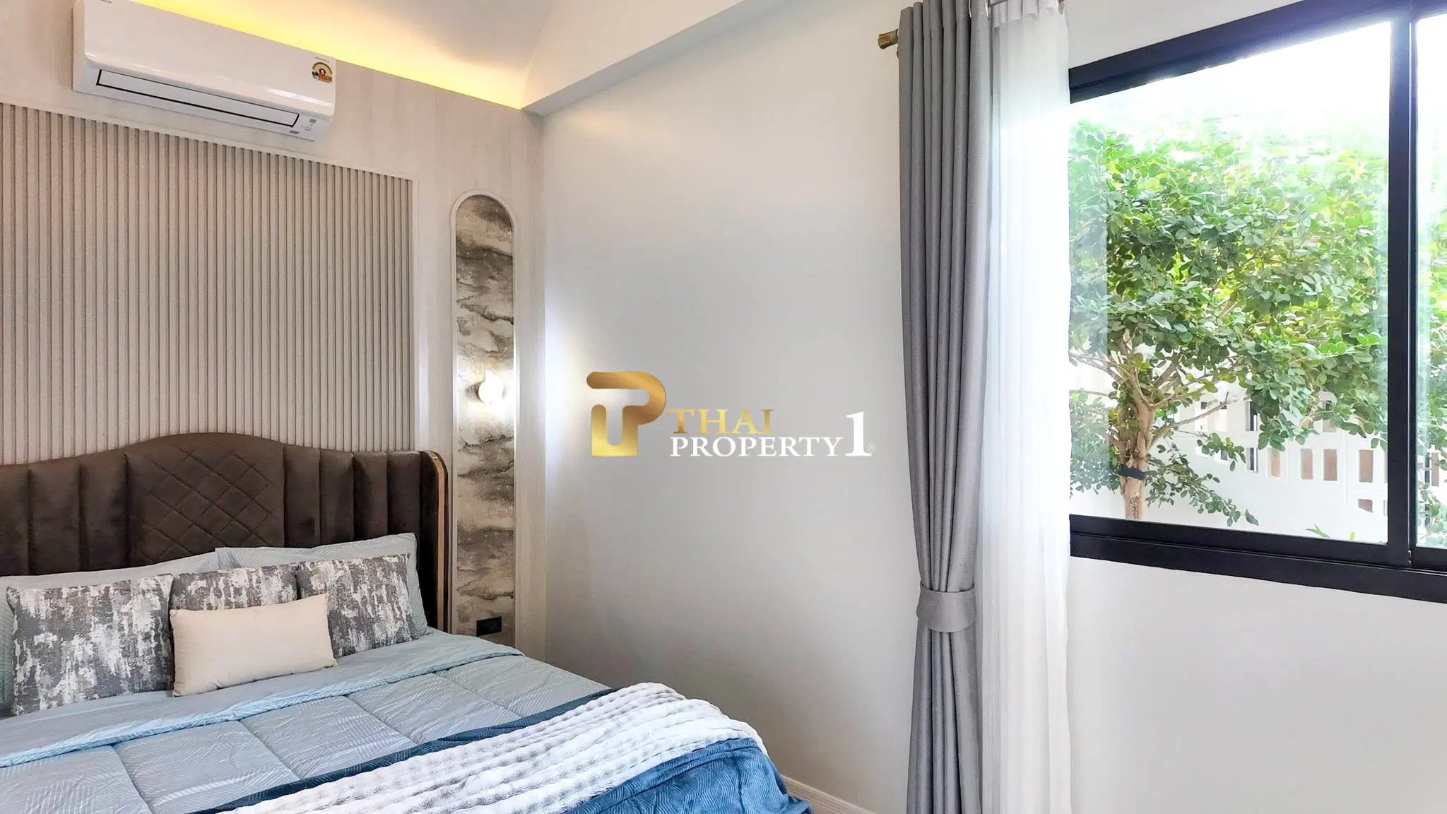 Luxury Corner Pool Villa Modern Design – Huay Yai Pattaya