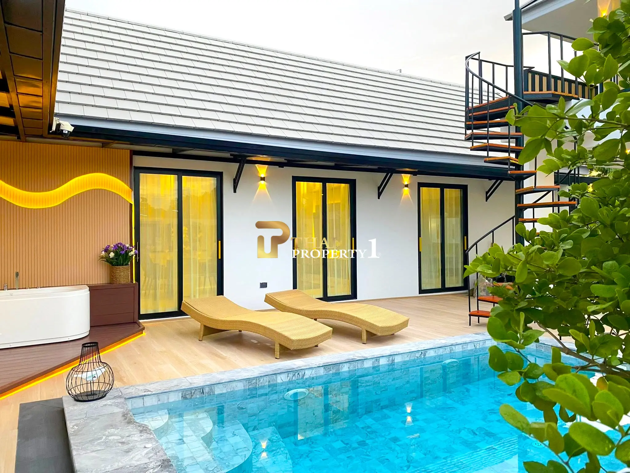 Luxury Corner Pool Villa Modern Design – Huay Yai Pattaya