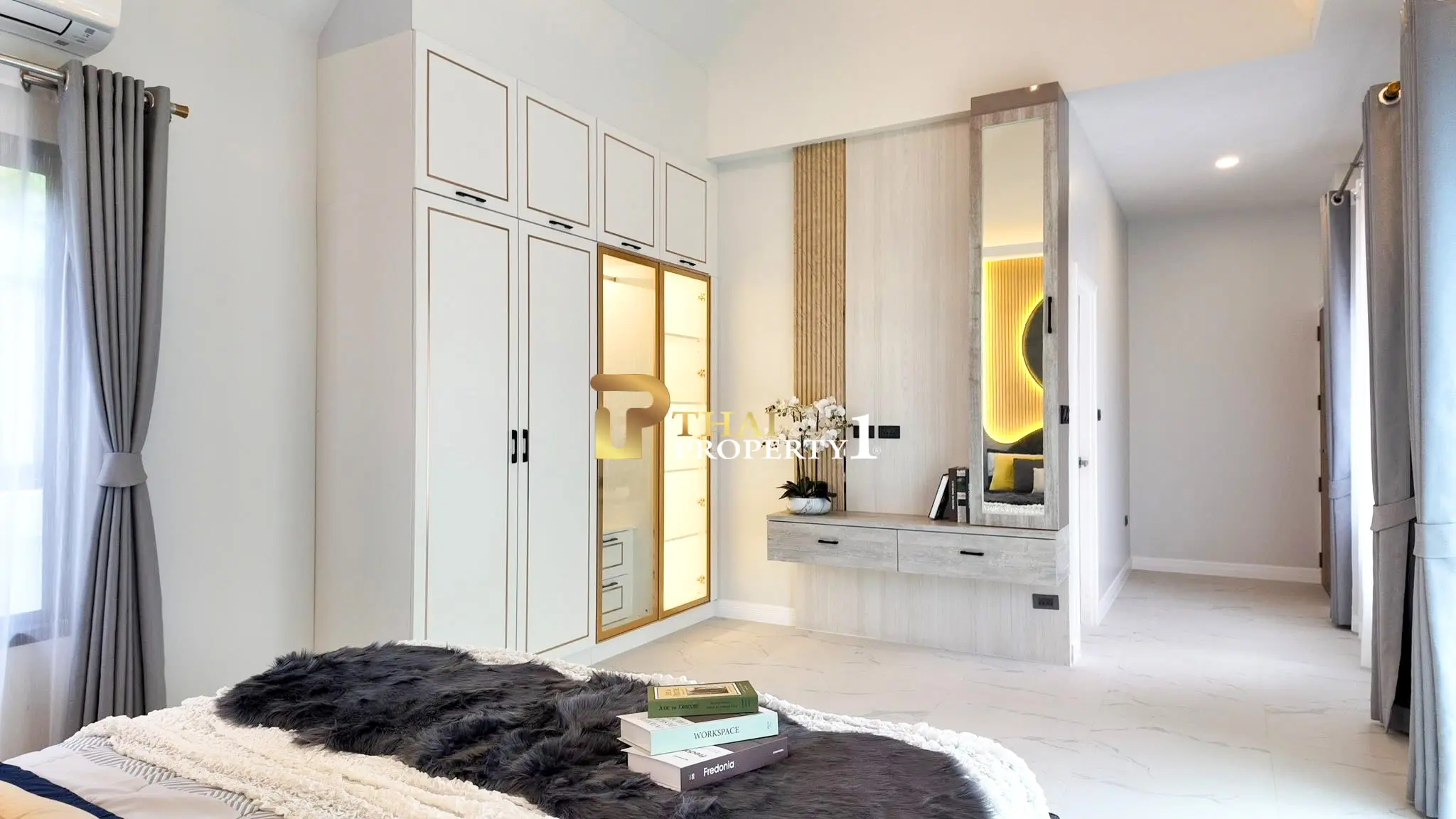 Luxury Corner Pool Villa Modern Design – Huay Yai Pattaya