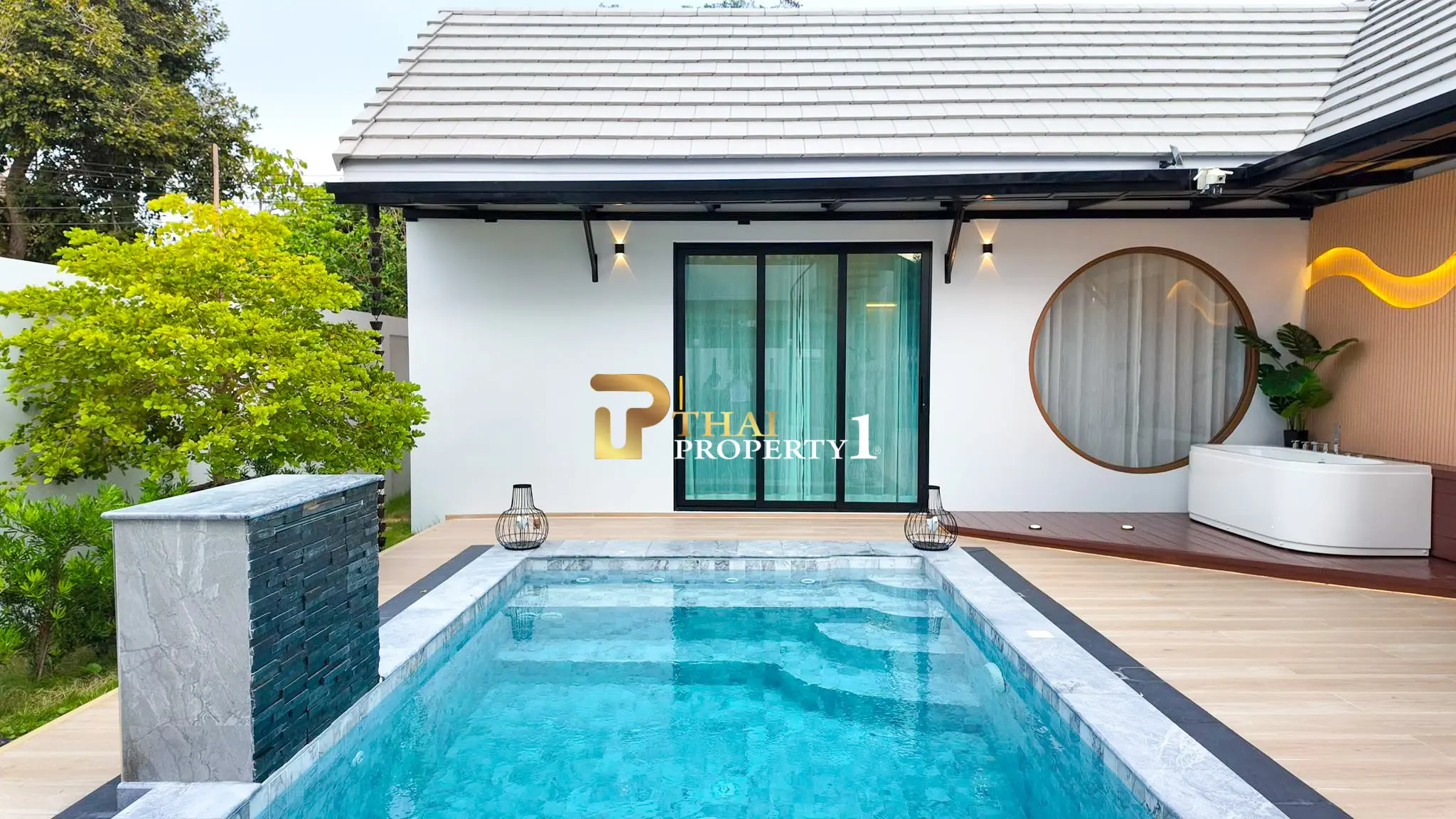 Luxury Corner Pool Villa Modern Design – Huay Yai Pattaya