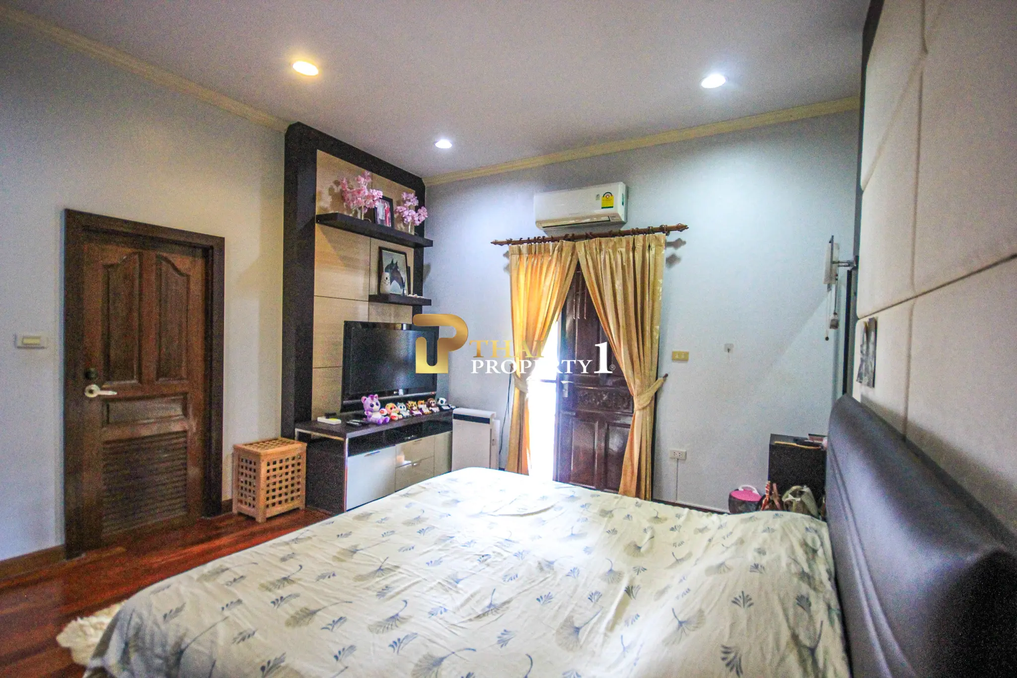 Elegant Tropical Pool Villa in Tippawan 5 Village, Hua Hin