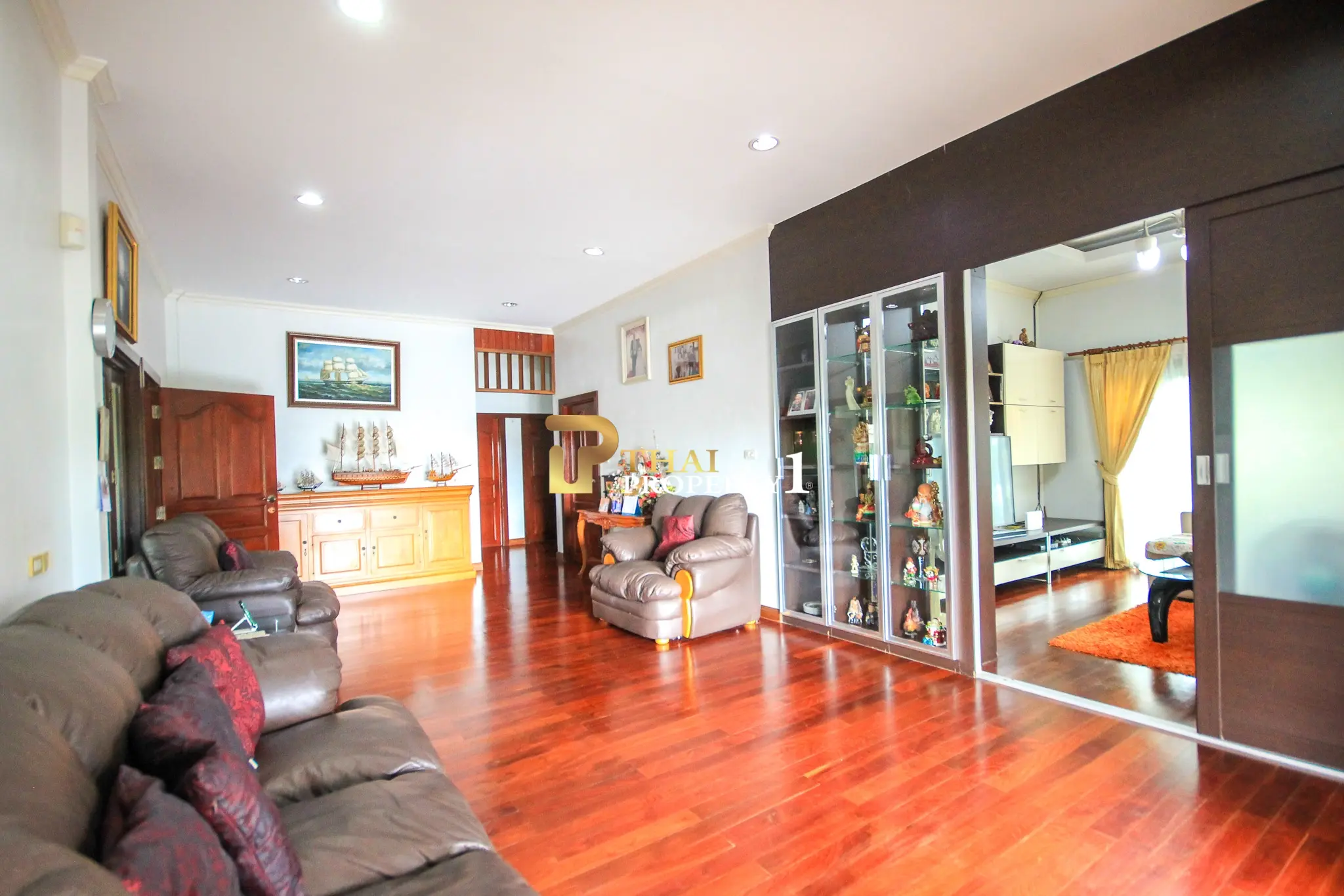 Elegant Tropical Pool Villa in Tippawan 5 Village, Hua Hin