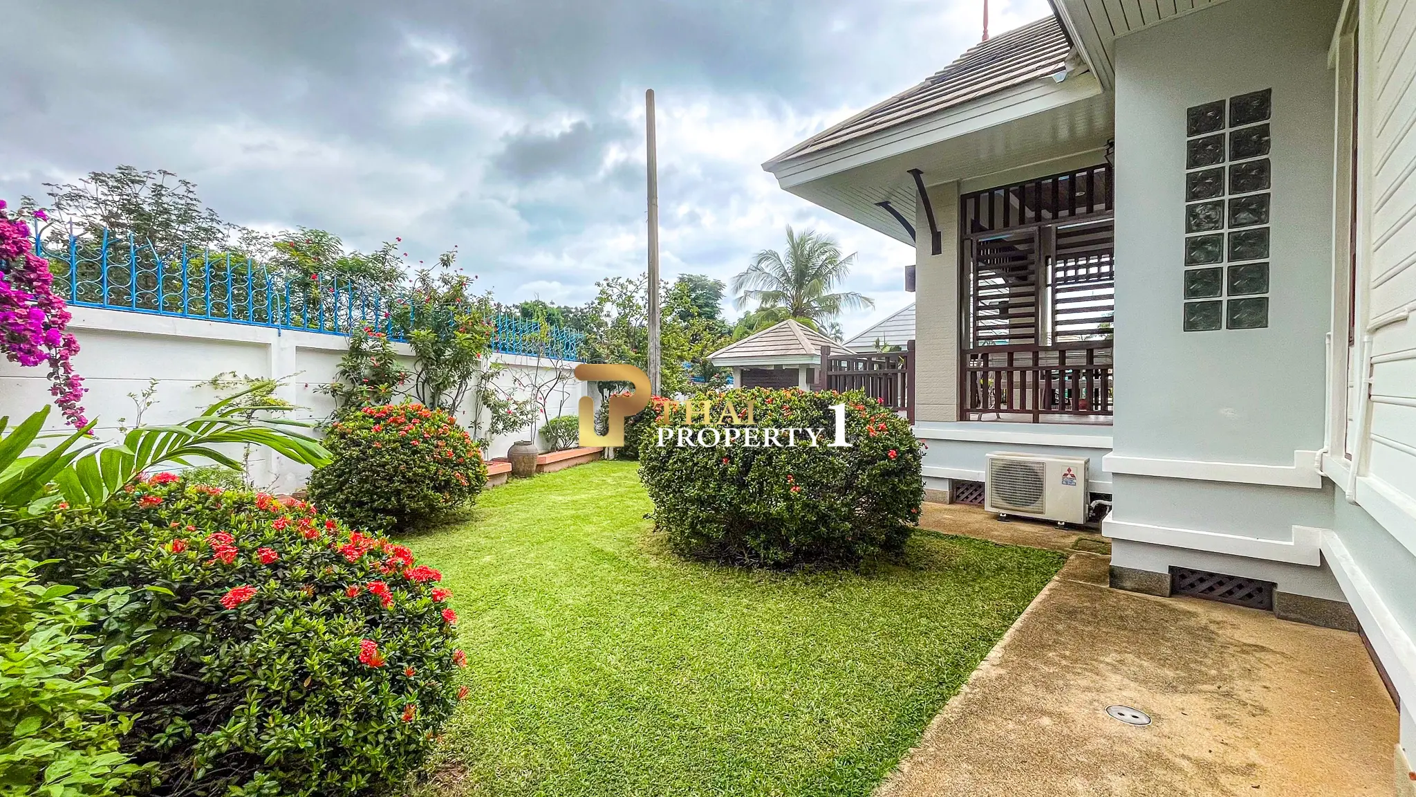 Elegant Tropical Pool Villa in Tippawan 5 Village, Hua Hin