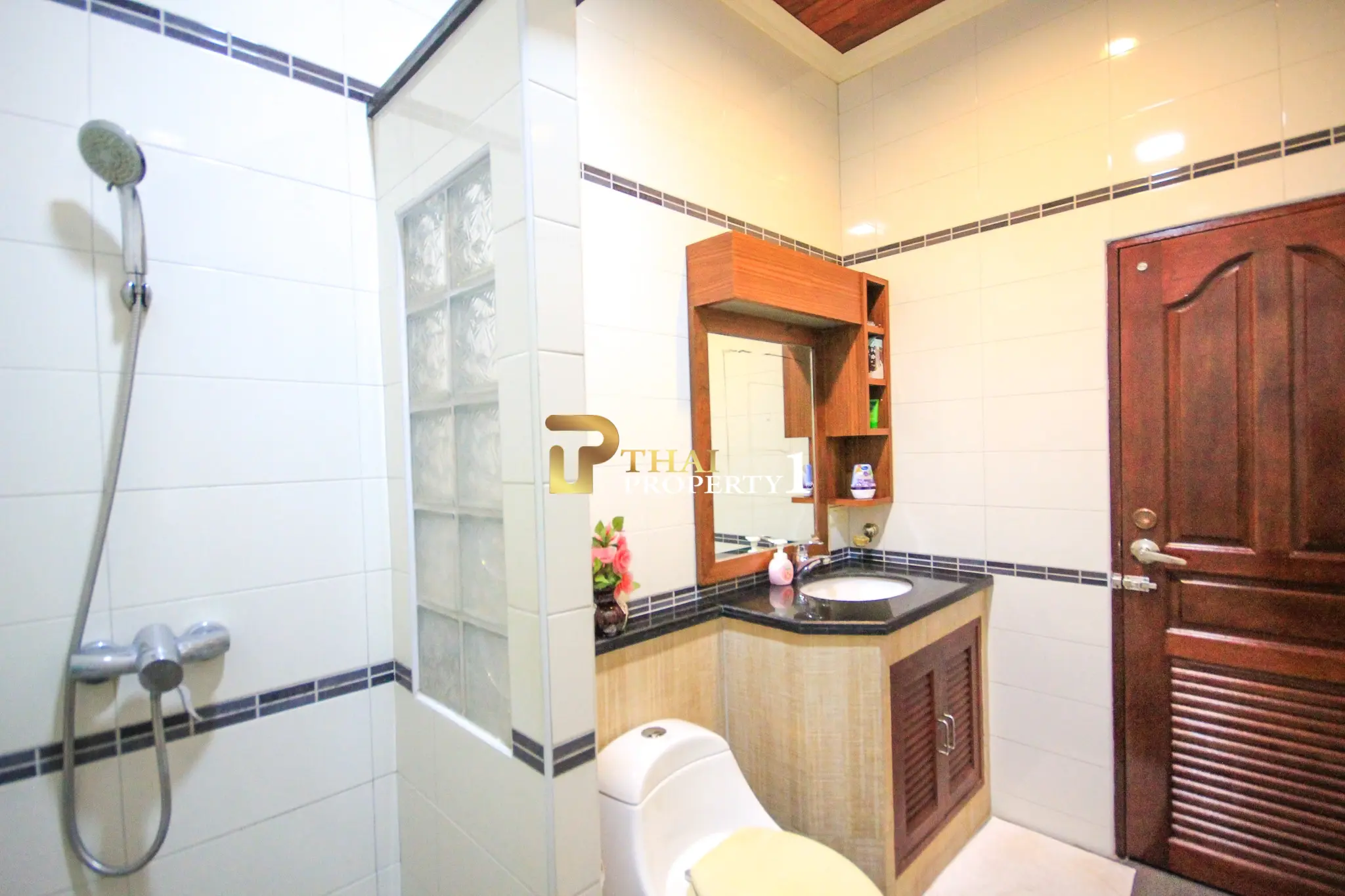 Elegant Tropical Pool Villa in Tippawan 5 Village, Hua Hin