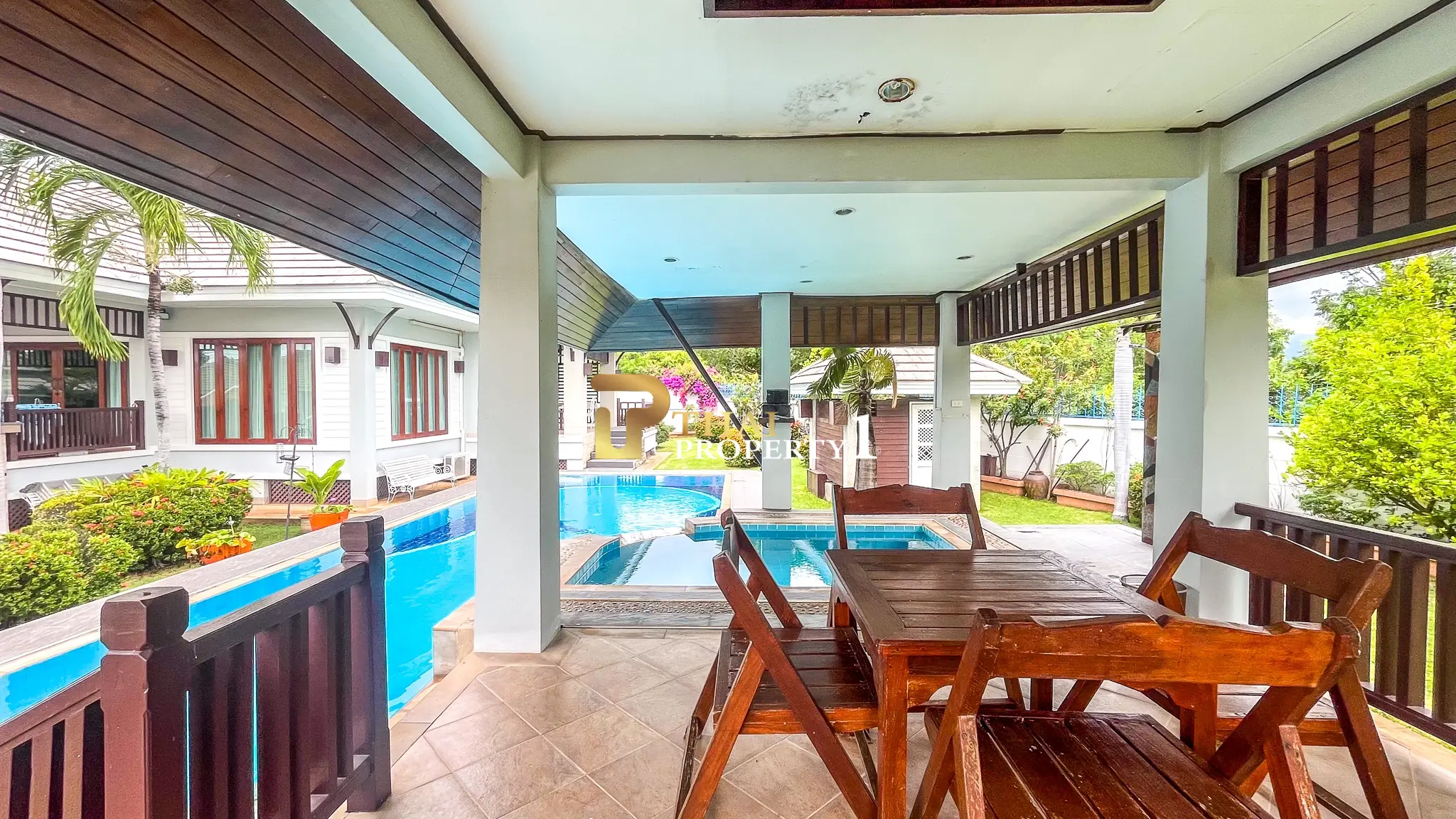 Elegant Tropical Pool Villa in Tippawan 5 Village, Hua Hin