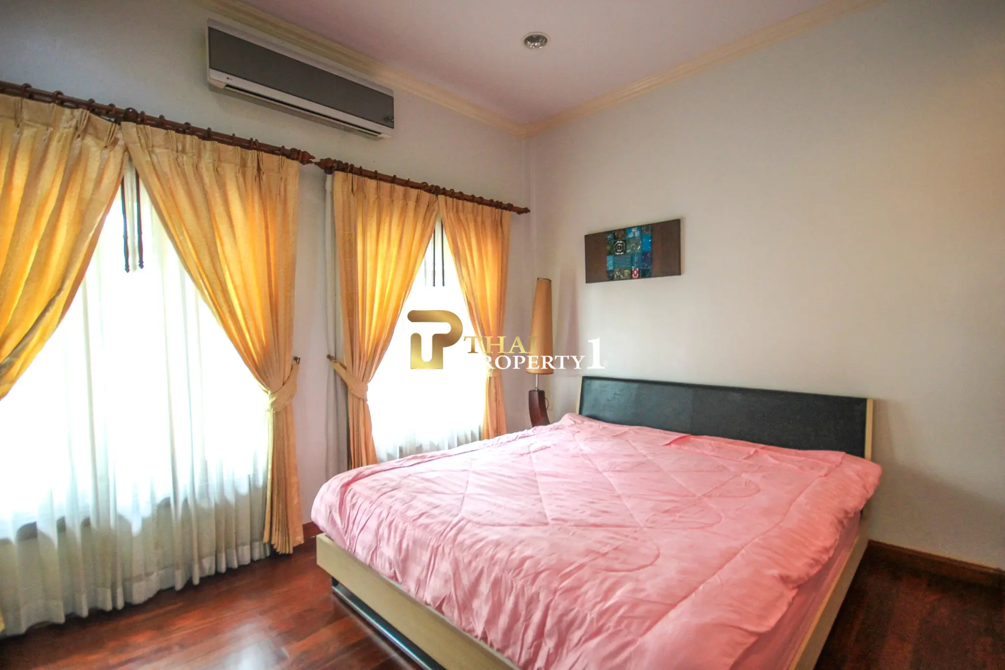 Elegant Tropical Pool Villa in Tippawan 5 Village, Hua Hin