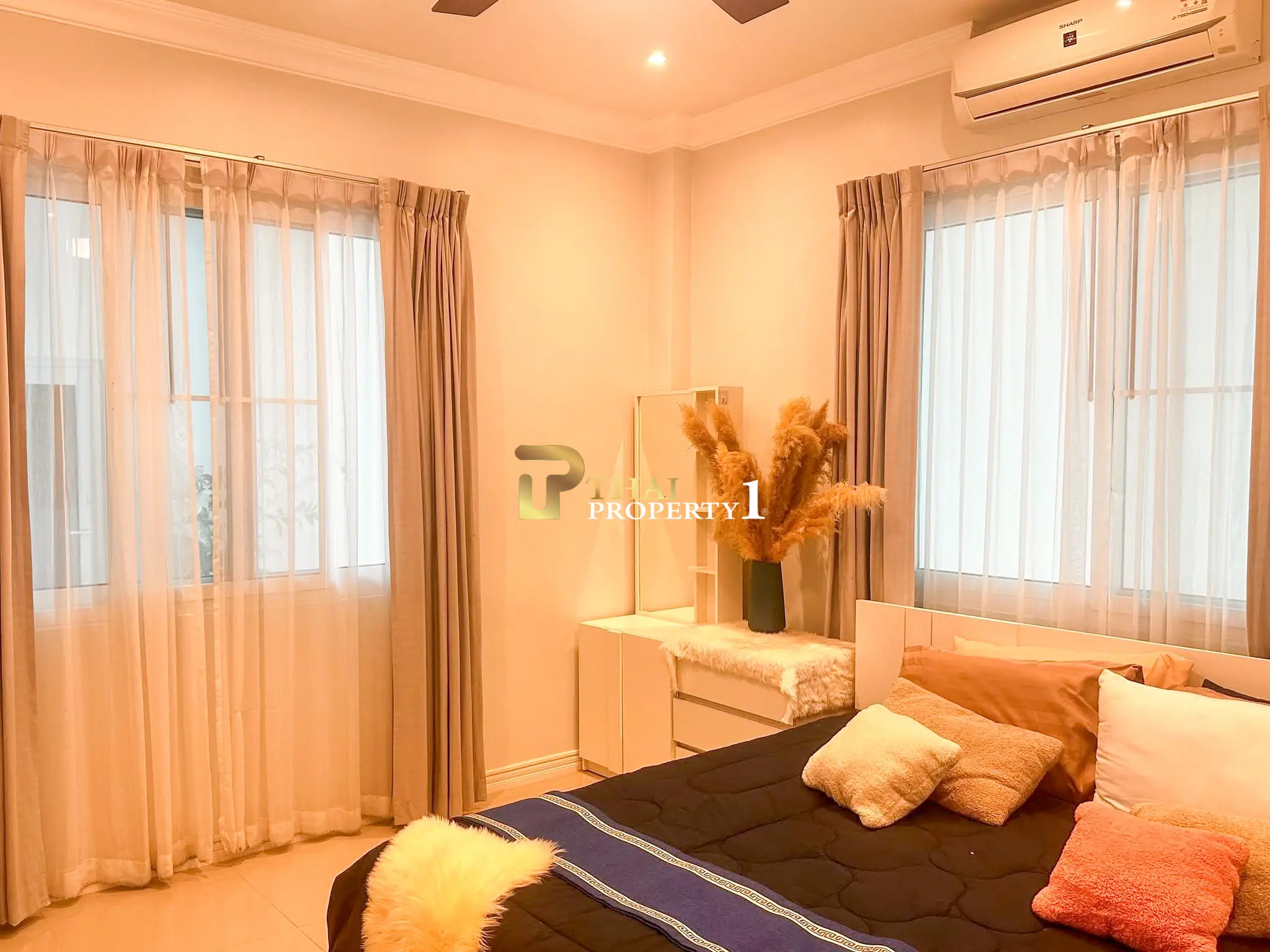 Pool Villa Huay Yai – Pattaya Convenient Location with Easy Access to All Routes