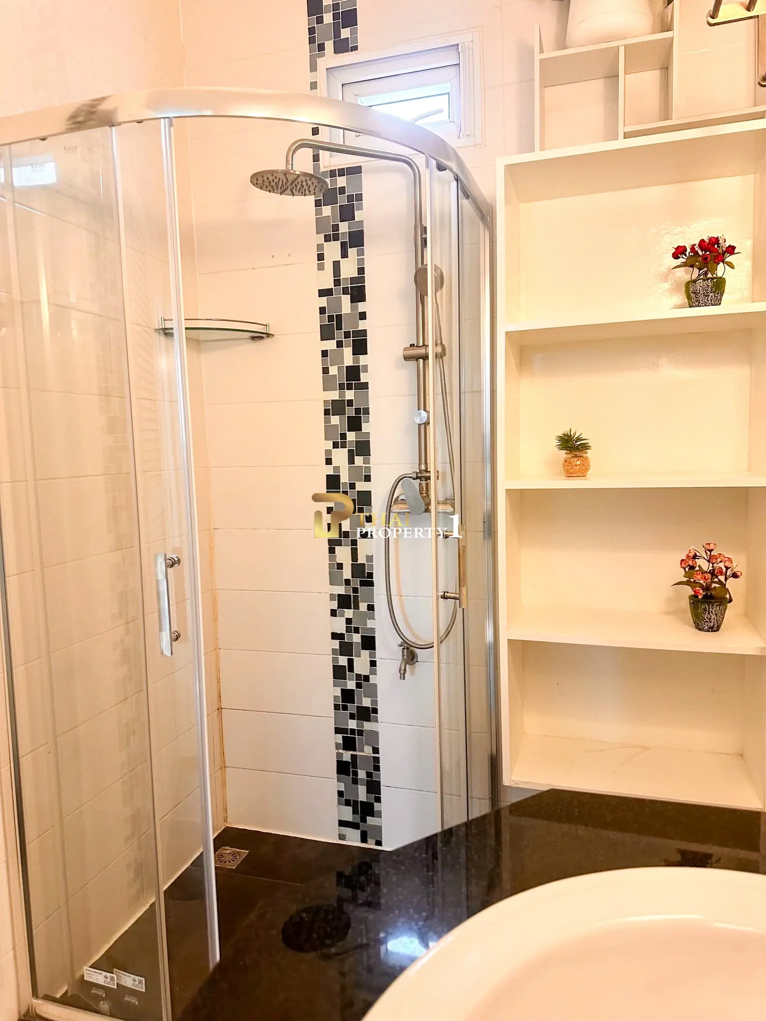 Pool Villa Huay Yai – Pattaya Convenient Location with Easy Access to All Routes