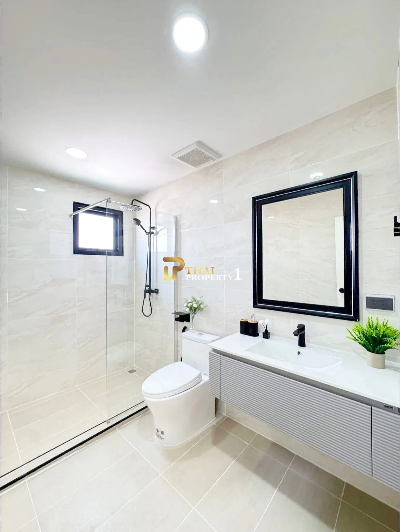 3-Storey Corner Pool Villa – Pattaya Park Hill, Nong Yai 2