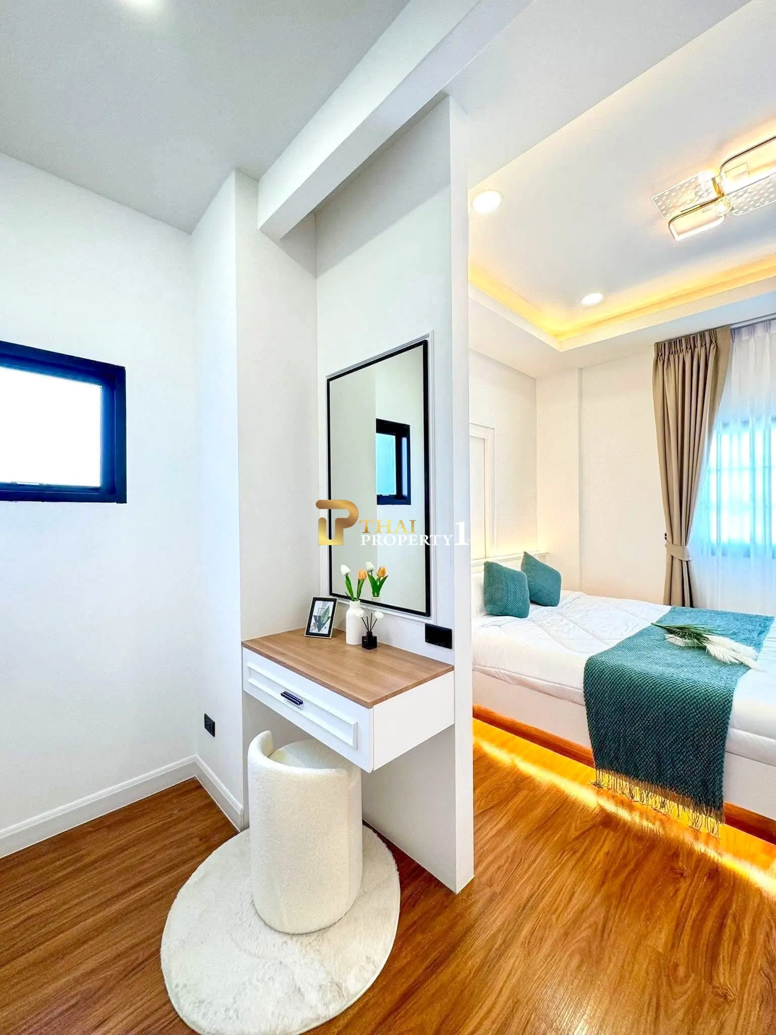 3-Storey Corner Pool Villa – Pattaya Park Hill, Nong Yai 2