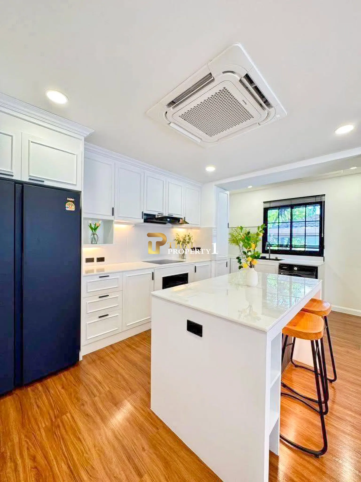 3-Storey Corner Pool Villa – Pattaya Park Hill, Nong Yai 2