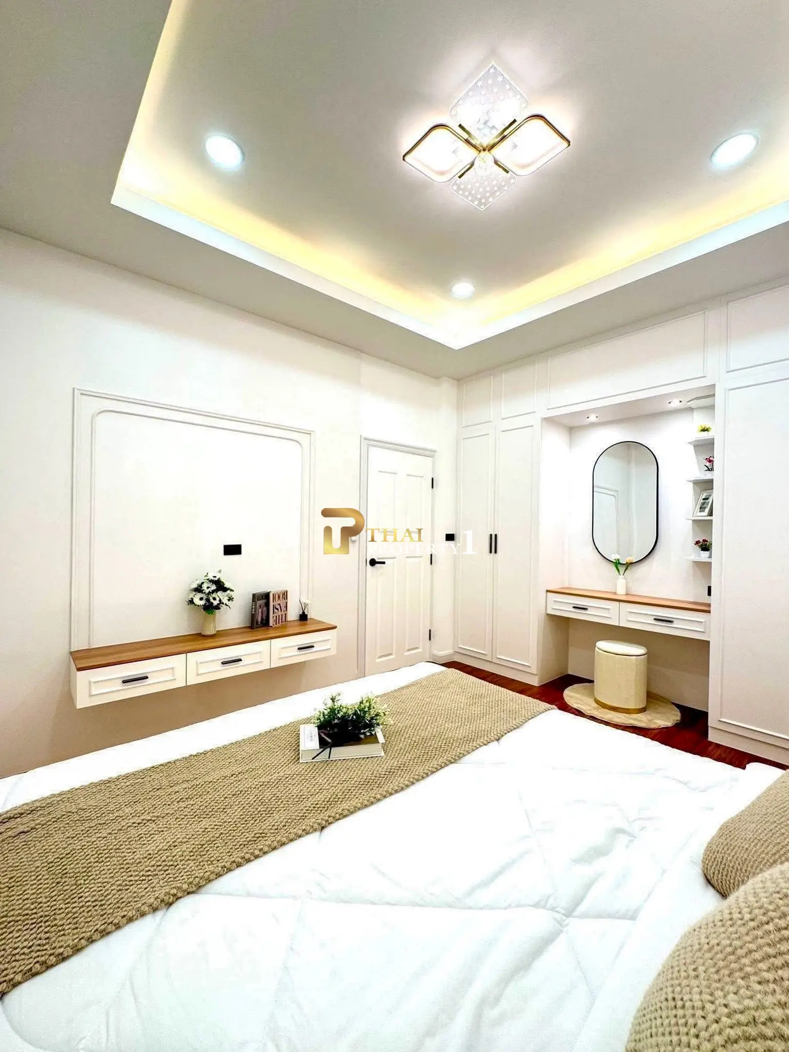 3-Storey Corner Pool Villa – Pattaya Park Hill, Nong Yai 2