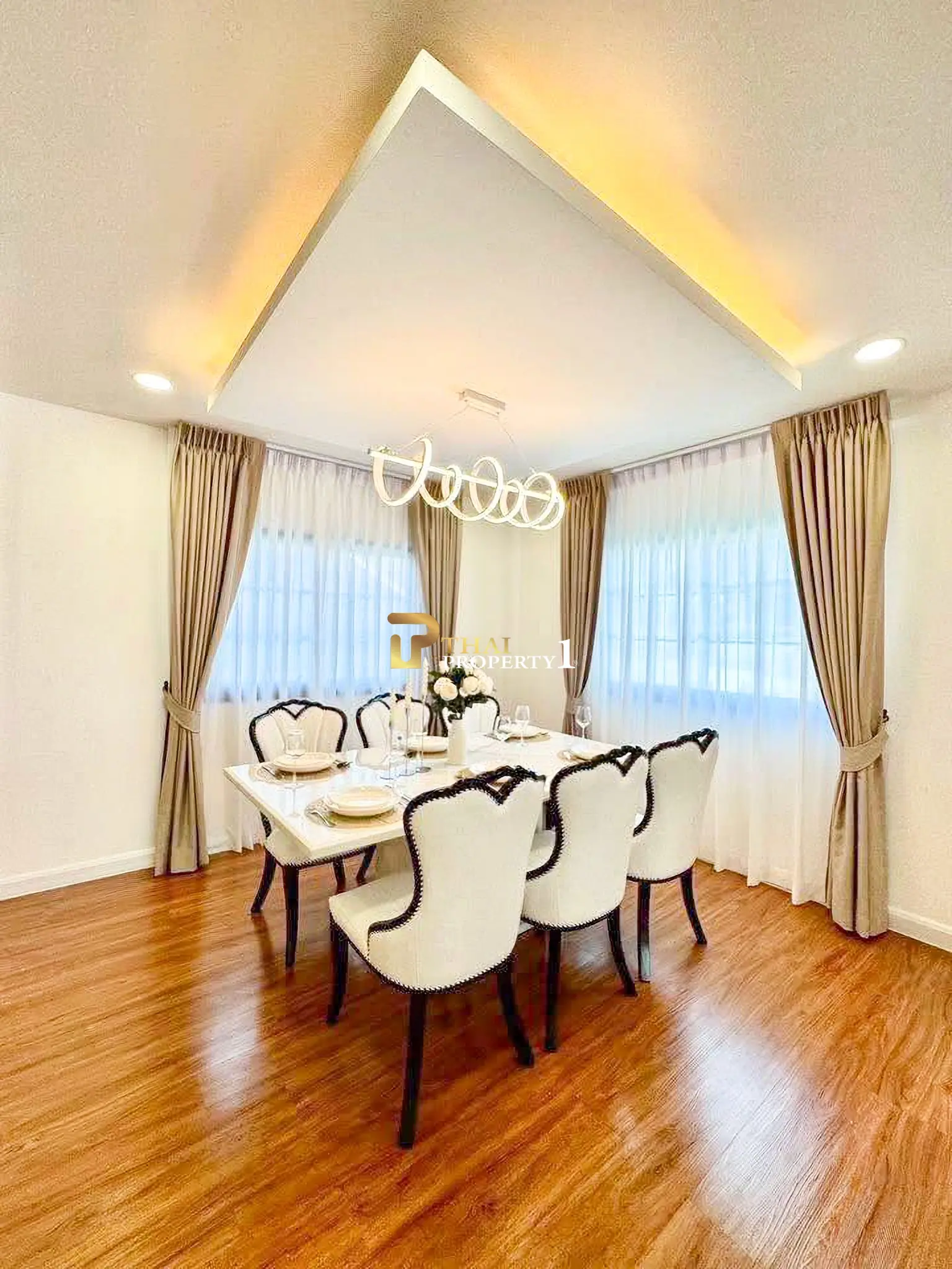 3-Storey Corner Pool Villa – Pattaya Park Hill, Nong Yai 2