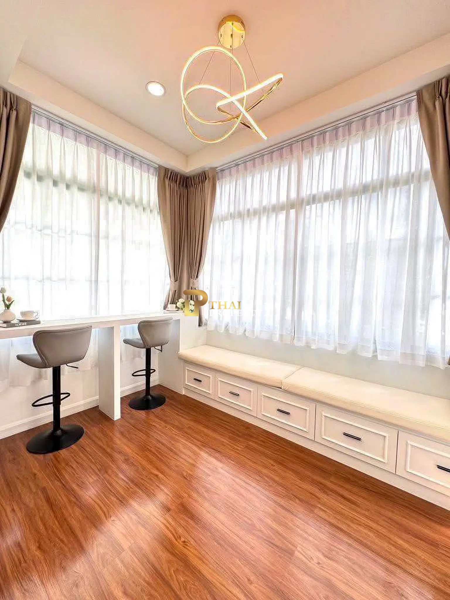 3-Storey Corner Pool Villa – Pattaya Park Hill, Nong Yai 2