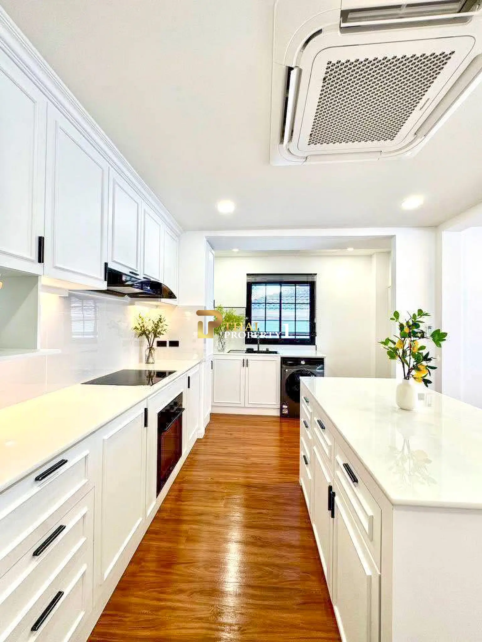 3-Storey Corner Pool Villa – Pattaya Park Hill, Nong Yai 2