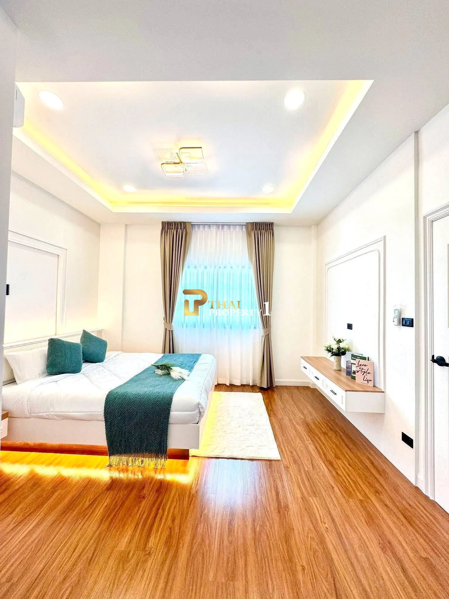 3-Storey Corner Pool Villa – Pattaya Park Hill, Nong Yai 2
