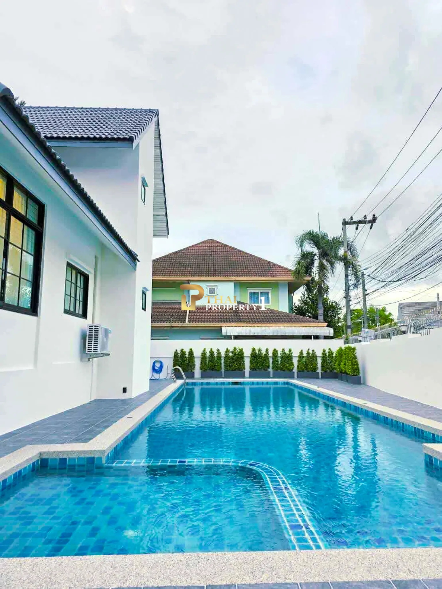 3-Storey Corner Pool Villa – Pattaya Park Hill, Nong Yai 2
