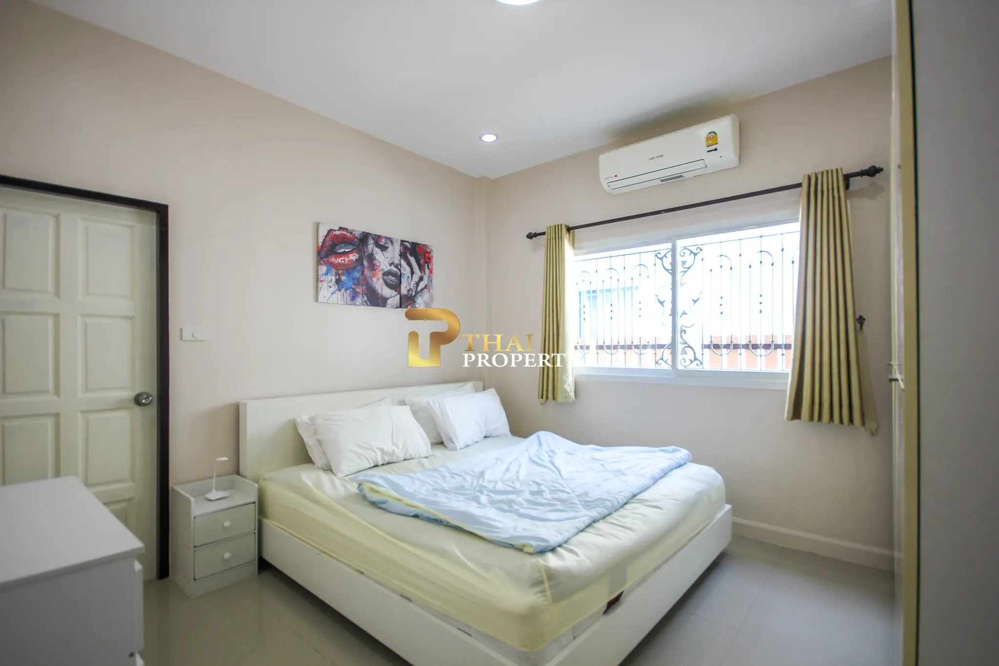 4-Bedroom Pool Villa for Sale - Between Hua Hin Soi 102 and 94 