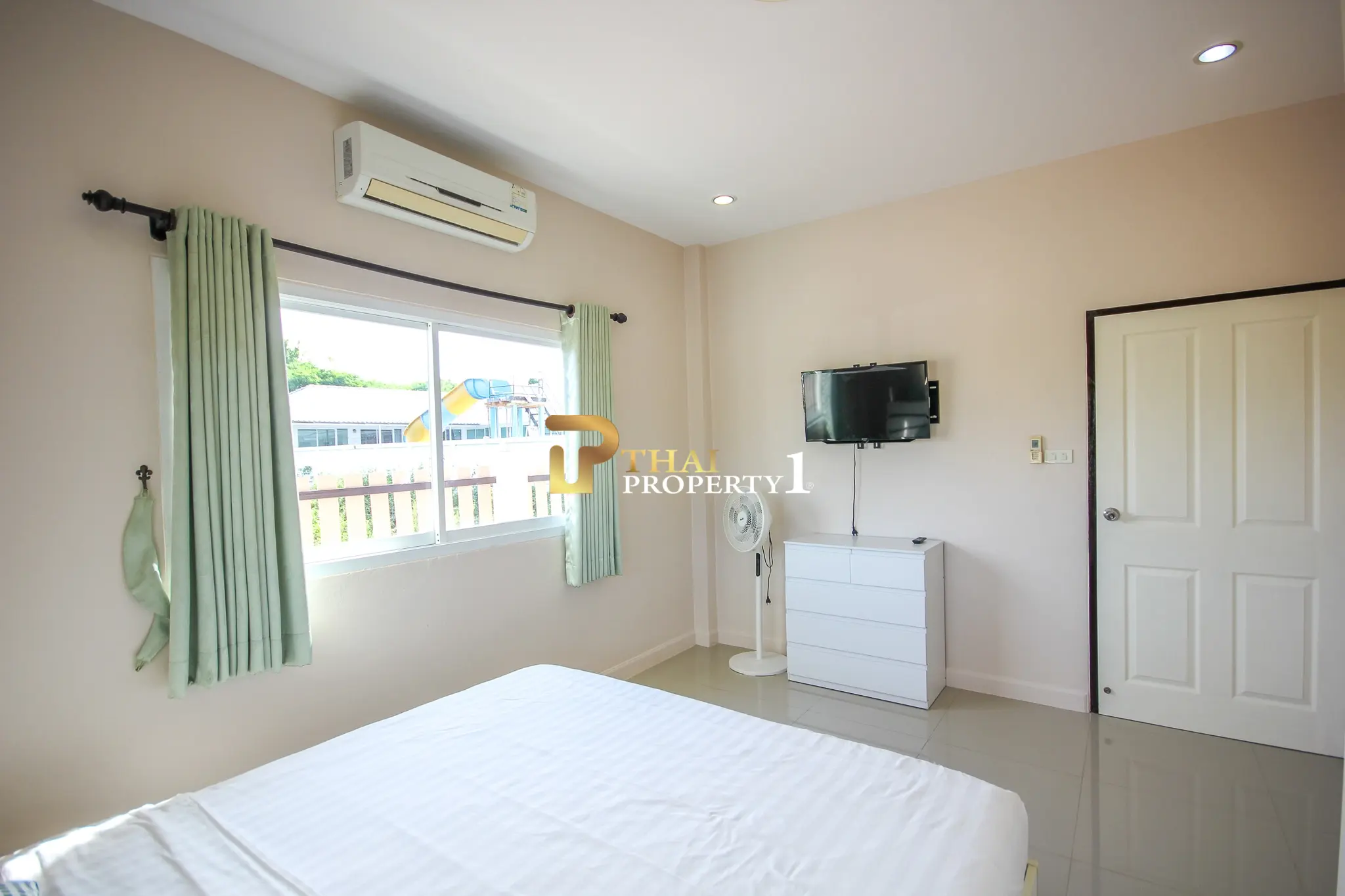 4-Bedroom Pool Villa for Sale - Between Hua Hin Soi 102 and 94 