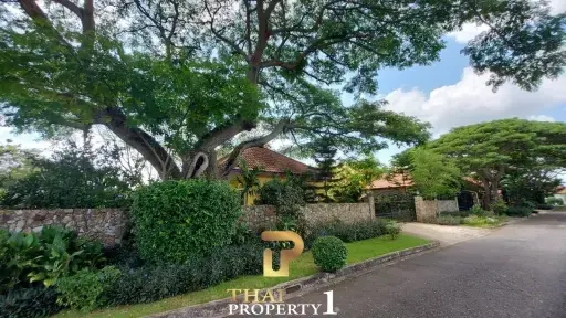 Plot for Sale with Bungalow - 311.5 SQW - Phoenix Golf Course