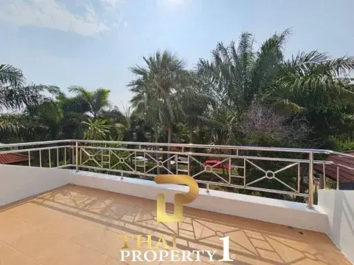 Fully Furnished Elegant Pool Villa - Paradise Villa 2 Pattaya