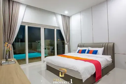 Luxury New 3 Bedroom Pool Villa For Sale - Soi Hua Hin 102