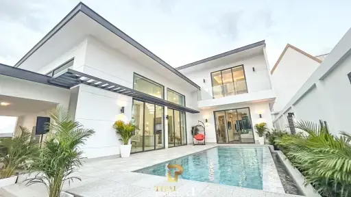 Luxury 3 Bed Pool Villa - Layan Residence Pattaya