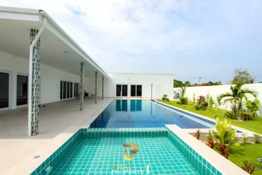 New Modern Low Energy Luxury Pool Villa With German Construction Technology