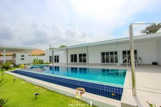 New Modern Low Energy Luxury Pool Villa With German Construction Technology