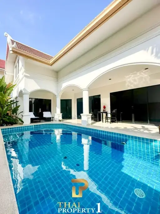 Pool Villa for Sale Near the Beach Na Jomtien