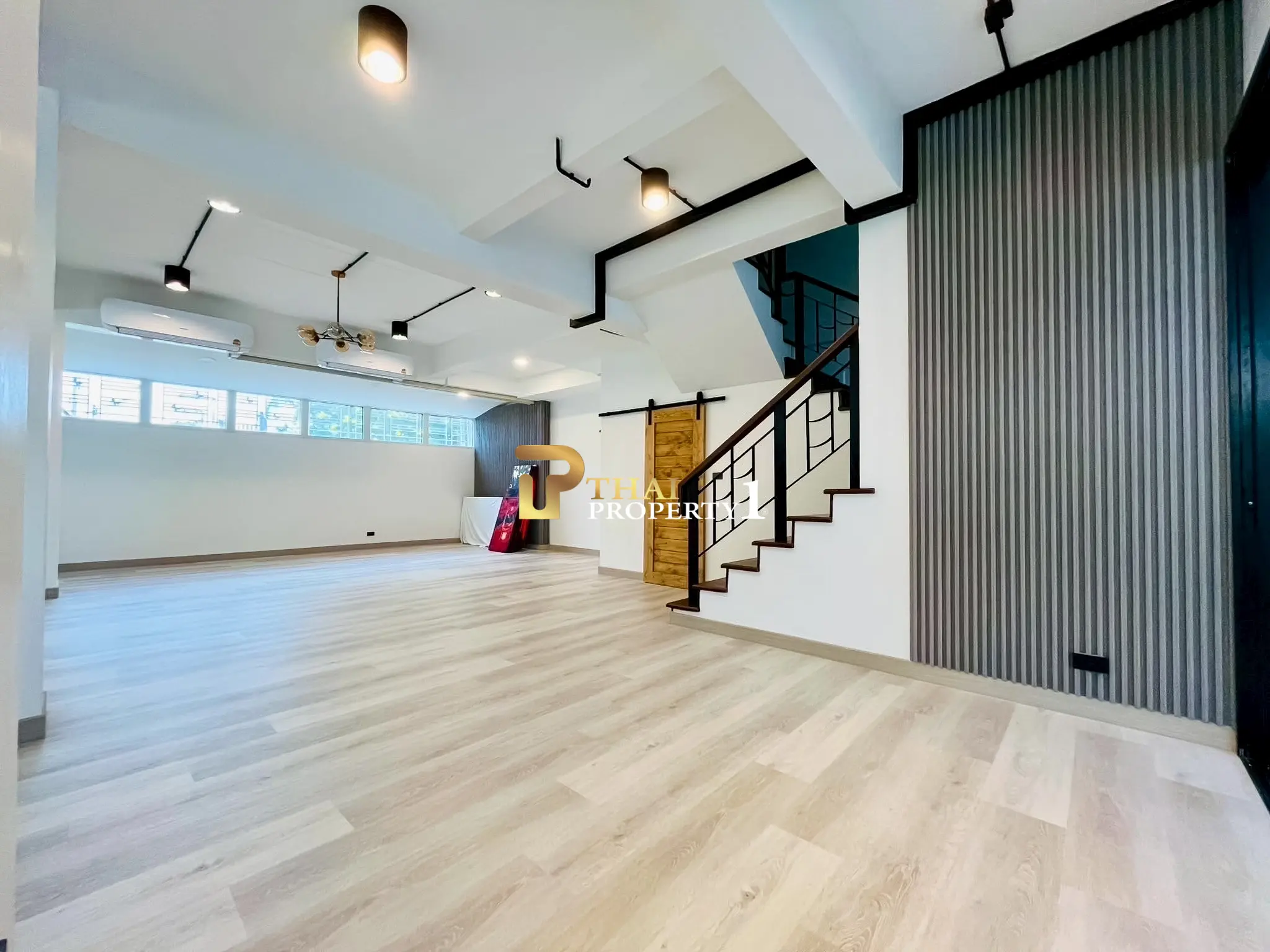 Luxury 4-Bedroom Corner Townhouse for Sale – Zensiri Midtown Villas, Central Jomtien