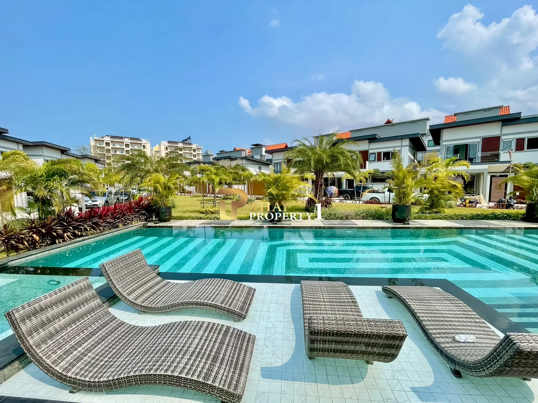 Luxury 4-Bedroom Corner Townhouse for Sale – Zensiri Midtown Villas, Central Jomtien