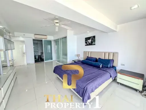 High Floor Direct Sea View Condo - Metro Jomtien Condotel