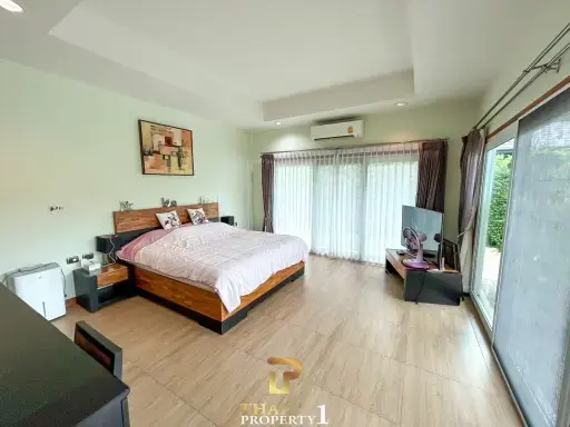 Charming Corner 3 Bed Pool Villa For Sale - Baan Pattaya 5