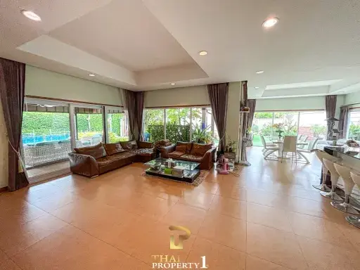 Charming Corner 3 Bed Pool Villa For Sale - Baan Pattaya 5