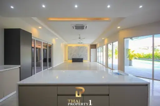 New Central Exclusive 4 Bed Pool Villa - Soi Hua Hin 114 (Under Construction)