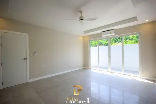 New Central Exclusive 4 Bed Pool Villa - Soi Hua Hin 114 (Under Construction)