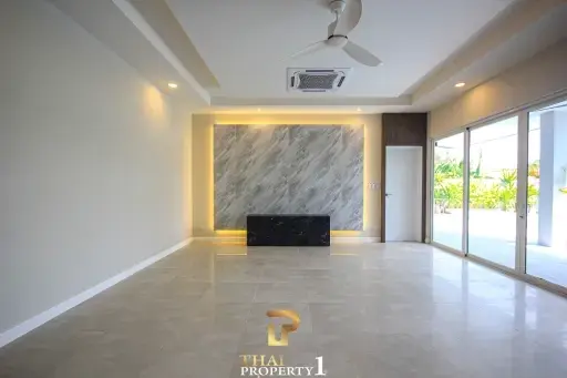 New Central Exclusive 4 Bed Pool Villa - Soi Hua Hin 114 (Under Construction)