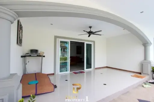 Excellent 3 Bedroom Pool Villa In Bangsaray - Chonburi