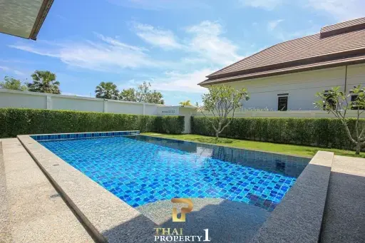 Top Quality New Bali Style 3 Bedroom Pool Villa For Sale - Hua Hin/Cha Am