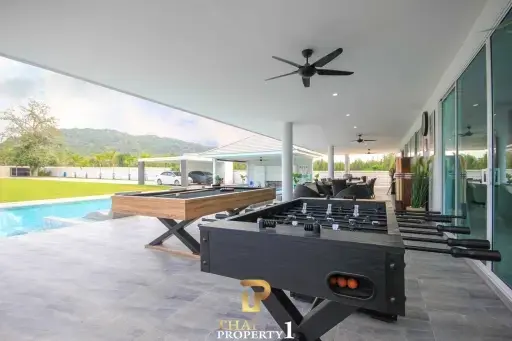 Luxury Villa For Sale In Black Mountain Area Hua Hin