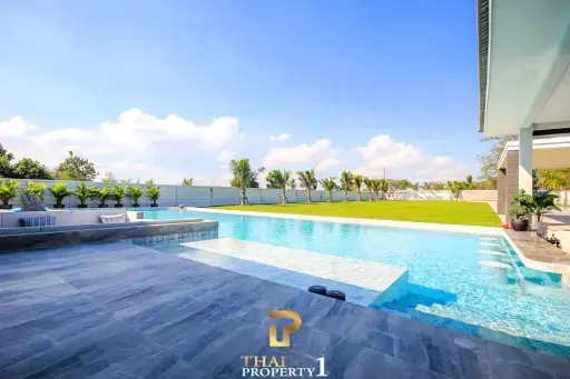 Luxury Villa For Sale In Black Mountain Area Hua Hin