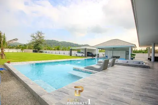 Luxury Villa For Sale In Black Mountain Area Hua Hin