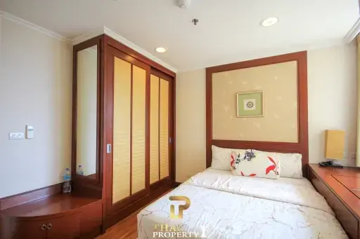 Stunning Beachfront 3 Bed Unit For Sale - Cha Am Long Beach