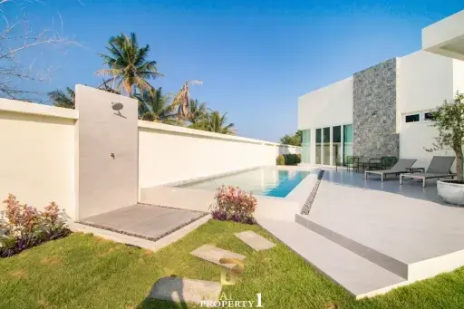 New Private Modern Luxury Pool Villa in Hua Hin Soi 112