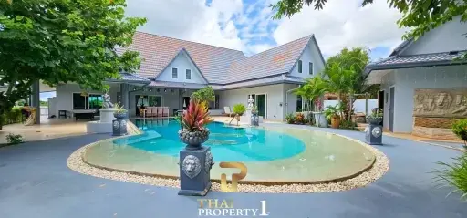 Large Family 6 Bed Pool Villa On 1 Rai 70 Sqw. Plot - Huai Yai - Pattaya