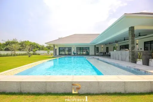 Luxury Oasis Private Infinity Pool Villa In Gorgeous Surroundings