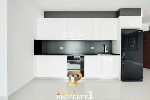 Foreign Name 2 Bedroom Condo for Sale in Pratumnak - Park Royal 2